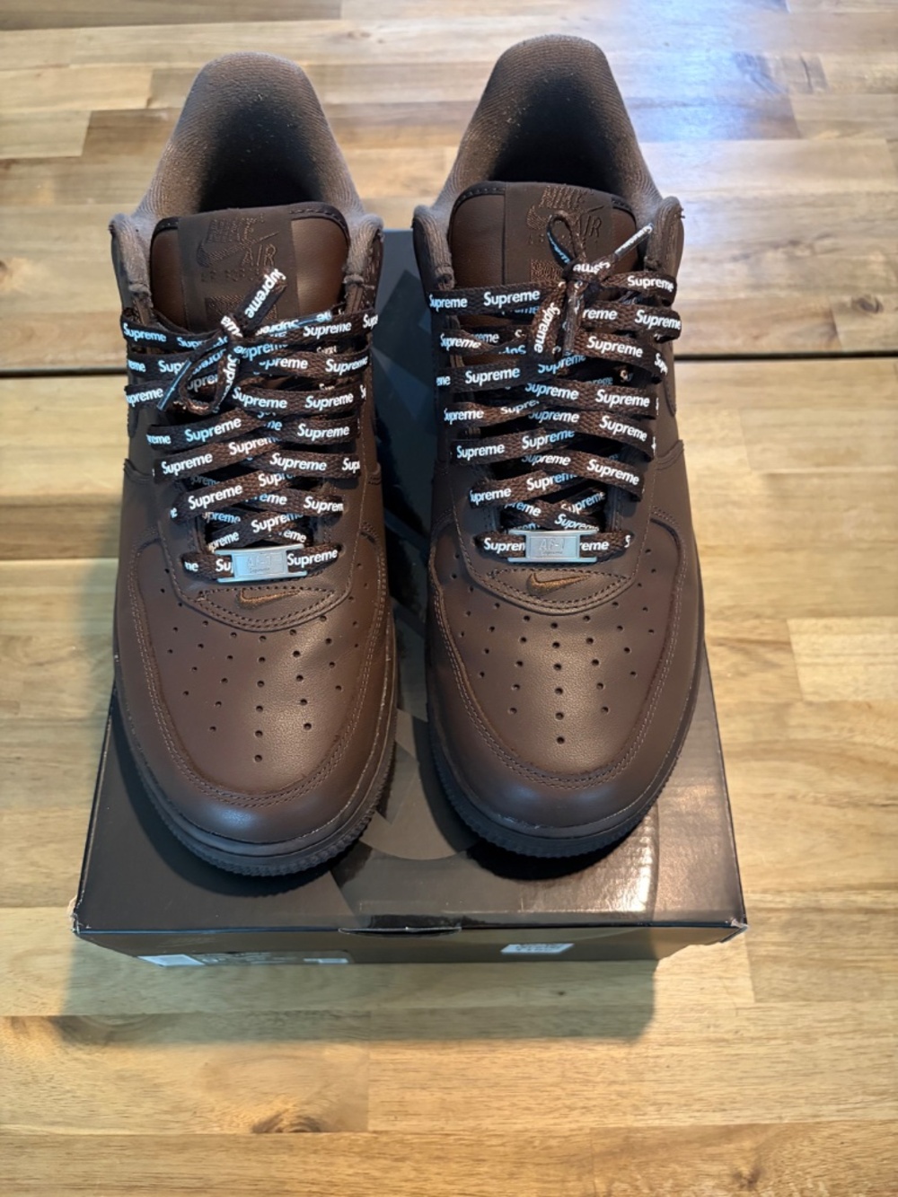 Supreme x Nike Air Force 1 - Picture 3 of 8